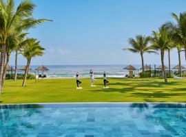 Royal Beachfront Villas & Spa Danang, Hotel in Dien Ban