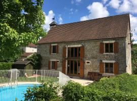 La Grange Du Noyer, hotel i Cornac