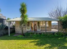 The Carolyn - Whangamata Holiday Home