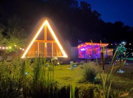 Cabane A-Frame Svinița, Hotel in Sviniţa
