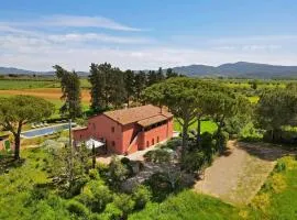 Historic Villa In Tuscan Maremma With Bio Lake