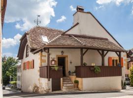 Hôtel Les Vieux Toits, hotel u gradu Nošatel