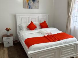 Restful Escape- 2br with Pool TatuCity, hotel en Nairobi