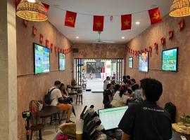 Lotuz Hanoi Hostel - Ha Giang Loop Office, khách sạn ở Hà Nội