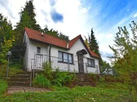 Bungalow near Hiking Trails