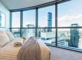 3BR Apt in Queen's Wharf - Level 29 with city and panoramic views