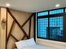 Lotuz Hanoi Hostel - Ha Giang Loop Office