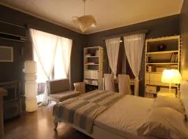 Charming Seaside Flat