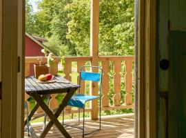 Charming Apartment In Artists Home From 1899, hotel in Lönsboda