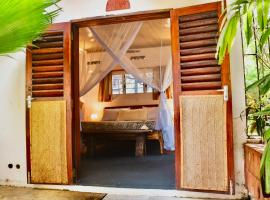 Salty's Kitesurf Village, hôtel à Kilifi