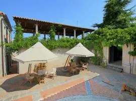 Spacious Mansion in Parghelia near Sea