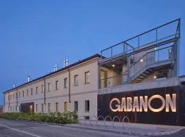 Gabanon Hostel