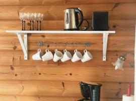 Hietaj&auml;rven Helmi, m&ouml;kki 2, chal&eacute; alpino em Joensuu