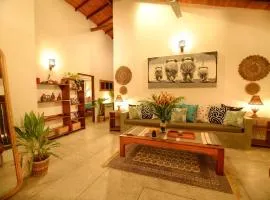 Onadi House