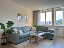 Bright modern apartment, 100m from Sarajevo City Hall & Old Town