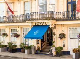 Royal Hotel, отель в Скарборо