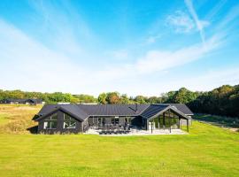 Luxury Retreat in Mommark - By Traum Ferienwohnungen, hotel in Sarup