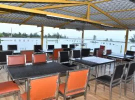 Seven Star Beach Resort