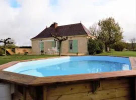 Peaceful Stay in Thédirac