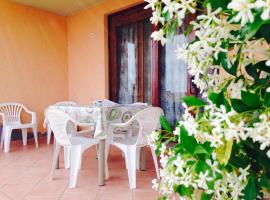Villa vicino al mare, Hotel in Porto Corallo