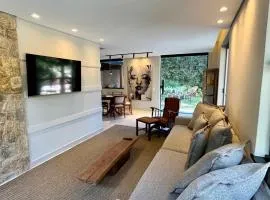 Casa 05 Vale Boa Vista - Refúgio Moderno em Condomínio Exclusivo