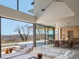 Villa bOX by Villas Guide