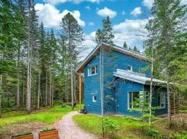 Country Comfort - Woods & River - La Sittelle