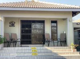 Inyati Guest House