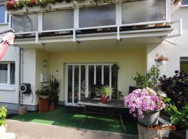 Kleine Einliegerwohnung- komfort Home!, hotel en Lahnau
