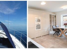 Luxus Fairschlafen am Hafen mit Sauna und BBQ, hotel en Neustadt in Holstein