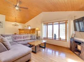 Lovely Terra Alta Cabin Less Than 1 Mi to Alpine Lake
