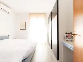 OASI TRILOCALE DOPPI SERVIZI- Rho Fiera - Milano Como Lago Malpensa