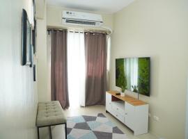 Luxury Suite，伊洛伊洛的有停車位的飯店