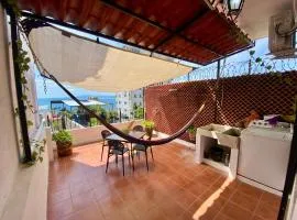 Cozy Studio with Ocean View