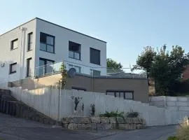 Ferienhaus Kölzer Weg Obergeschoss mit Ladestation
