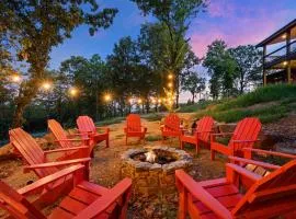 The Heights - Luxury Cabin with Mountain Views & Hot Tub