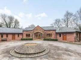 Hoole Summer House