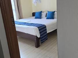 Kozi Kona Mlolongo near SGR and JKIA Airport, hotel com estacionamento em Marimbeti