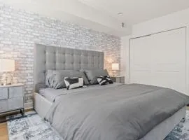 Brewerytown Luxurious Home Movie theater