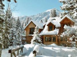 TimpCreek Cottage on the Stream Sundance Utah: Sundance şehrinde bir otel