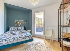 80sqm flat, terrasse and parking near Metro