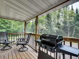Woodsy and Charming! Tiny Haven with Yard in Pelkie