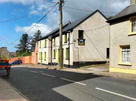 Blue Moon Self Catering Accommodation, hotel i Dunkineely