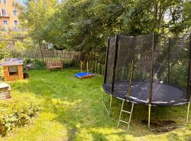 Am Schloss Wolkenstein, 86m2, 3BR, Babybett, Office, Hotel in Wolkenstein
