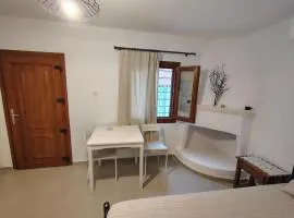 Trikeri Pleasant Stay2