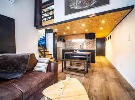 Le Petit New York Industriel Hyper Centre Place Stan Logements Insolites