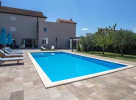 Awesome Home In Imotski, hotel en Imotski