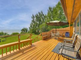 15 Mi to Duluth Lake Superior Beachfront Home!, spaahotell sihtkohas Clifton