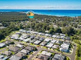 Serenity Bay Retreat - Luxury Coastal Living