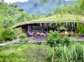 Làng Nhỏ - Hồ Láng Nhớt Resort with Nature Life
